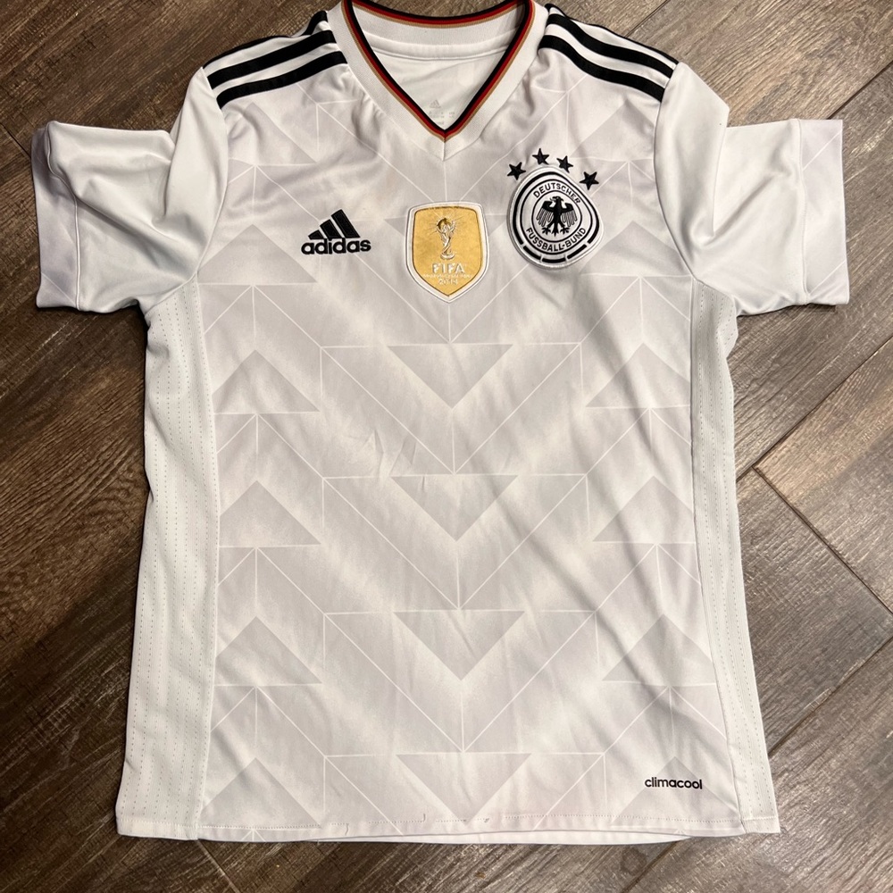 Adidas youth size L FIFA Germany jersey - Deutscher Fussball-Bund